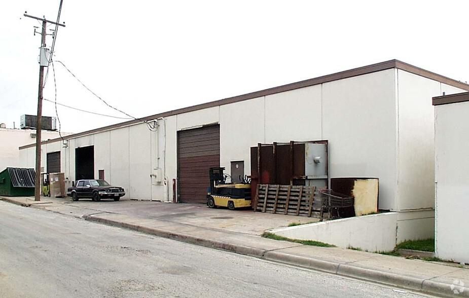 2653-2657 Warfield St photo 1
