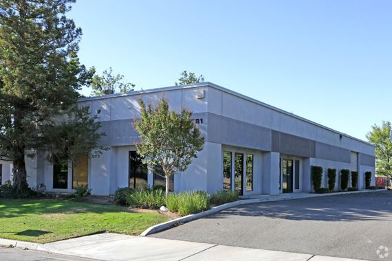 Freestanding Office
