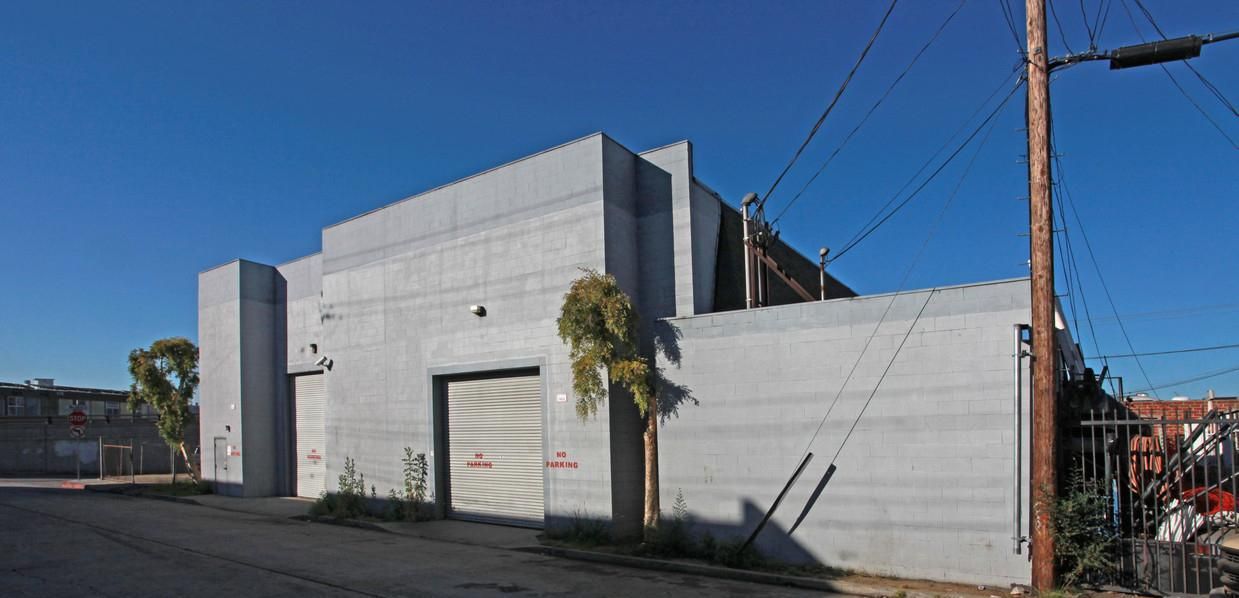1709 Standard Ave photo 3