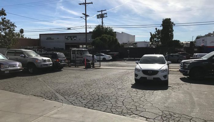 Warehouse Space for Sale at 15933 Arminta St Van Nuys, CA 91406 - #4