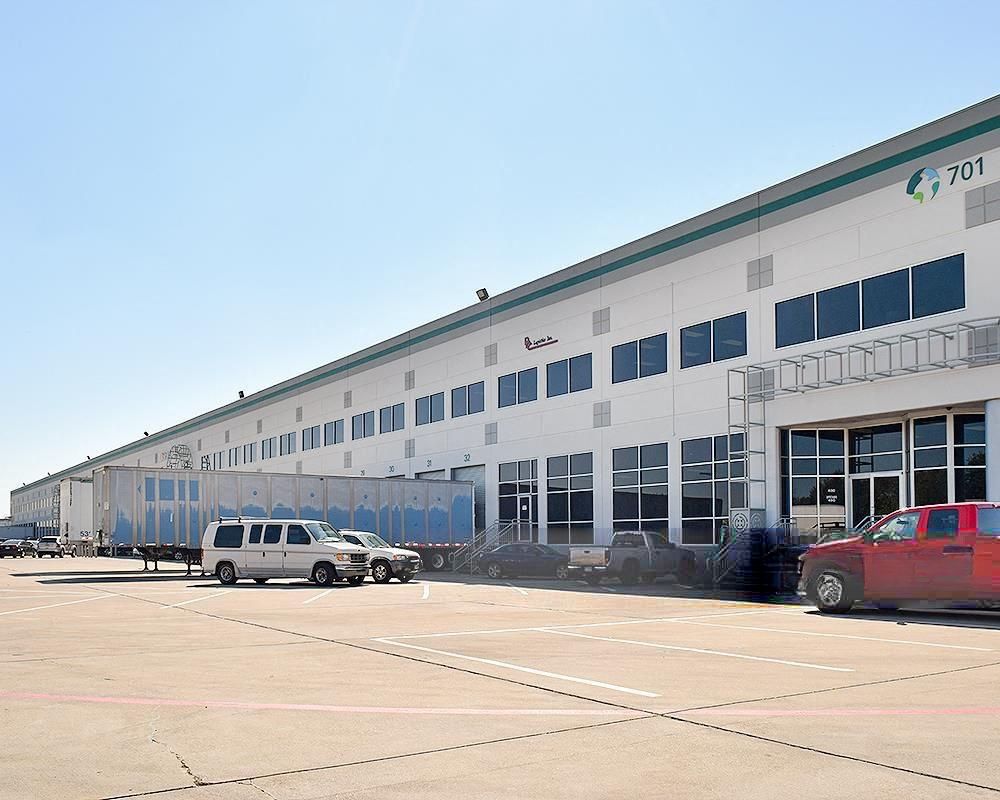 Prologis Hanover - 601 & 701 Hanover Drive photo 4