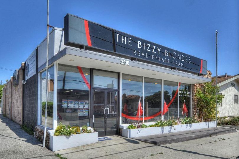 Office/Retail Property For Lease