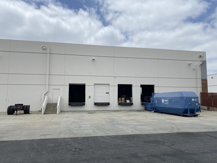 Bldg D 10646-10658 Bloomfield Ave