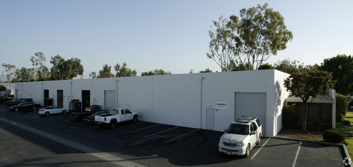Industrial Property For Lease photo 1