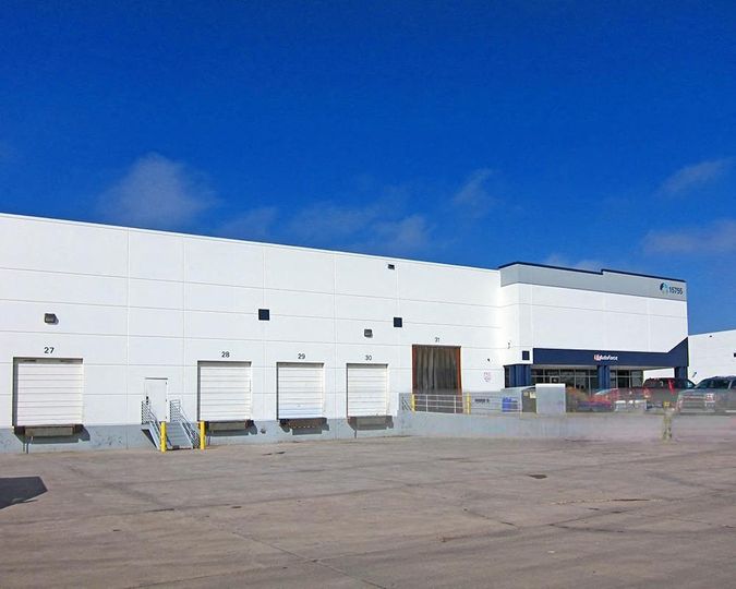 Airport Distribution Center