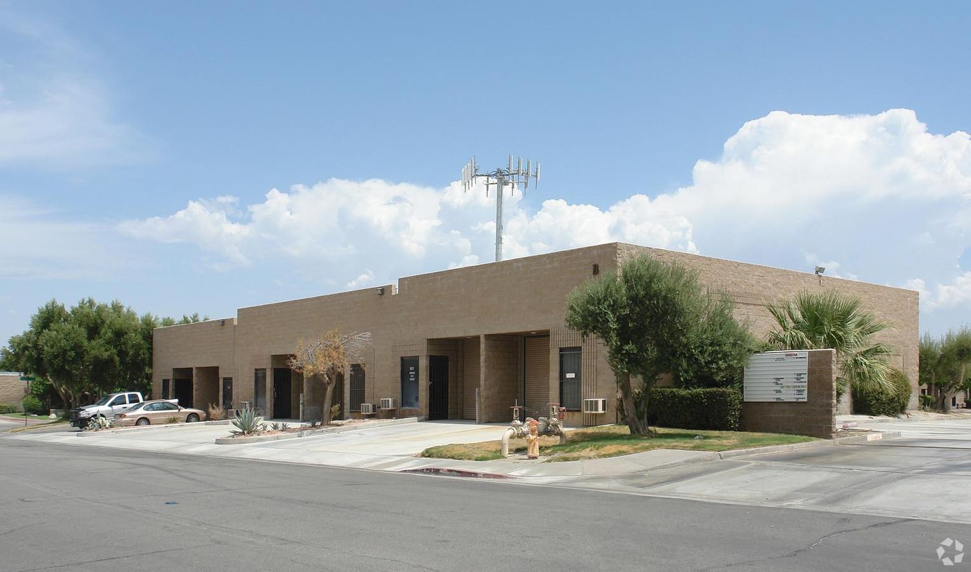 Bldg A photo 1