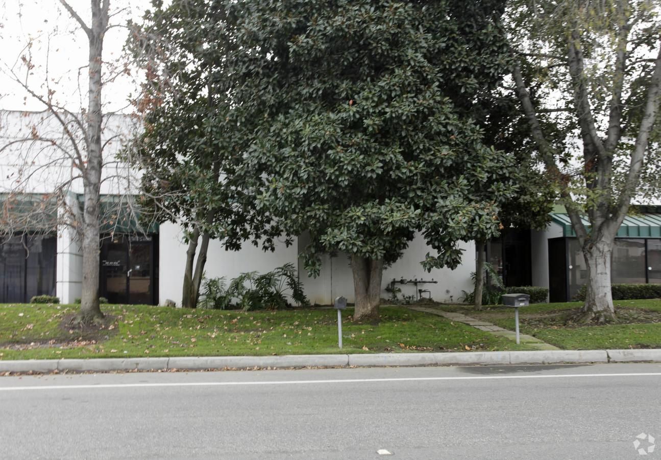Industrial Property For Lease photo 2