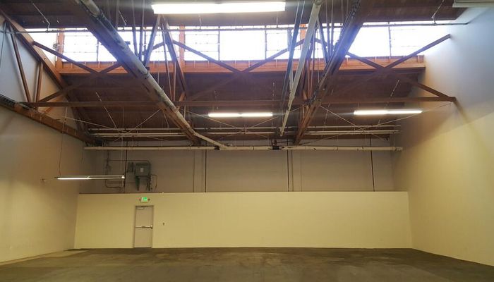 Warehouse Space for Rent at 2330-2340 E Olympic Blvd Los Angeles, CA 90021 - #2