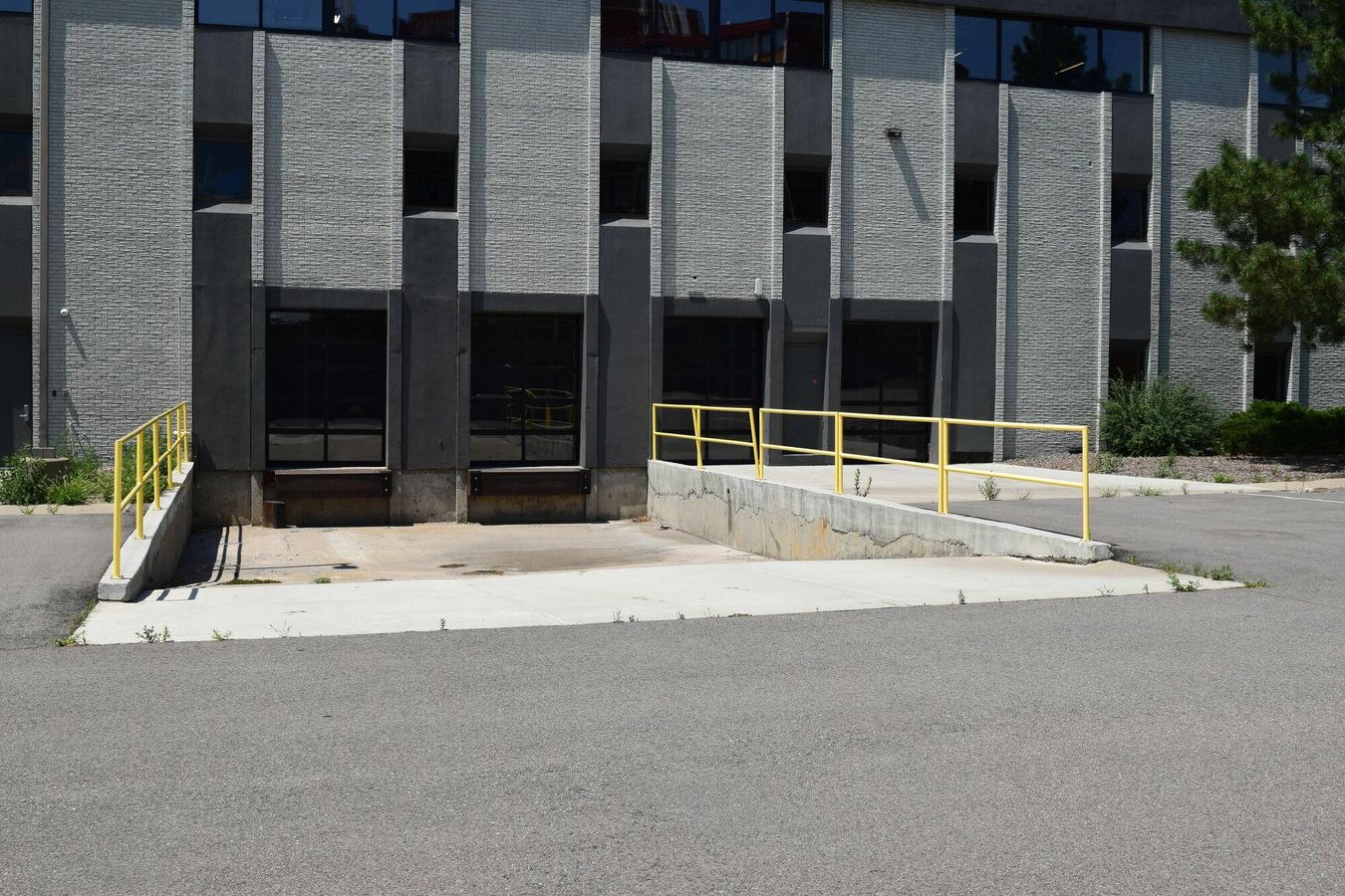 400 W. 48th Ave. Suite 125 photo 1