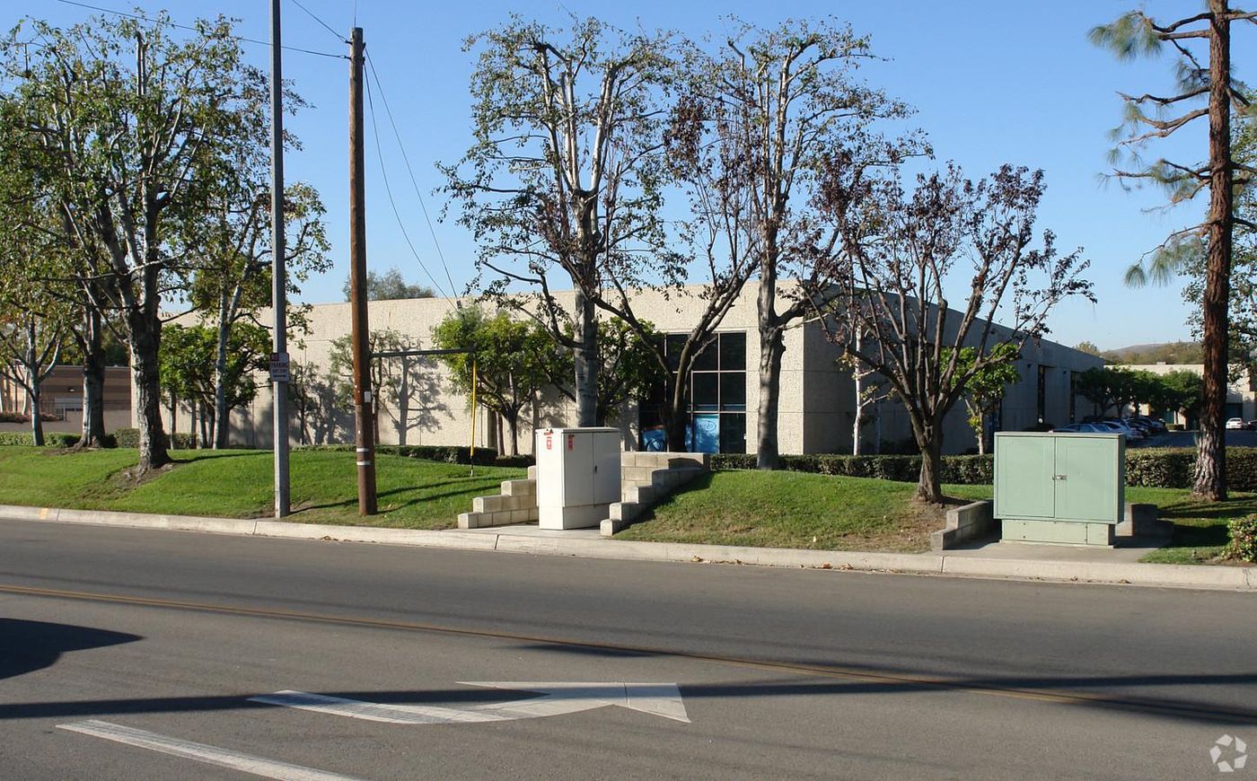 3661 Walnut Ave, Chino, CA photo 2