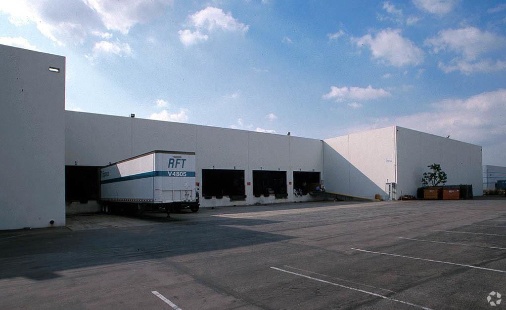 Dominguez North Industrial Center #8 photo 3