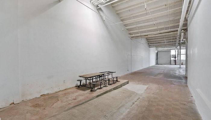 Warehouse Space for Rent at 6007 S St Andrews Pl Los Angeles, CA 90047 - #4