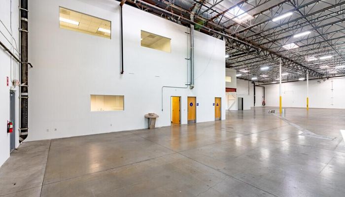 Warehouse Space for Rent at 2220 Camino Del Sol Oxnard, CA 93030 - #18