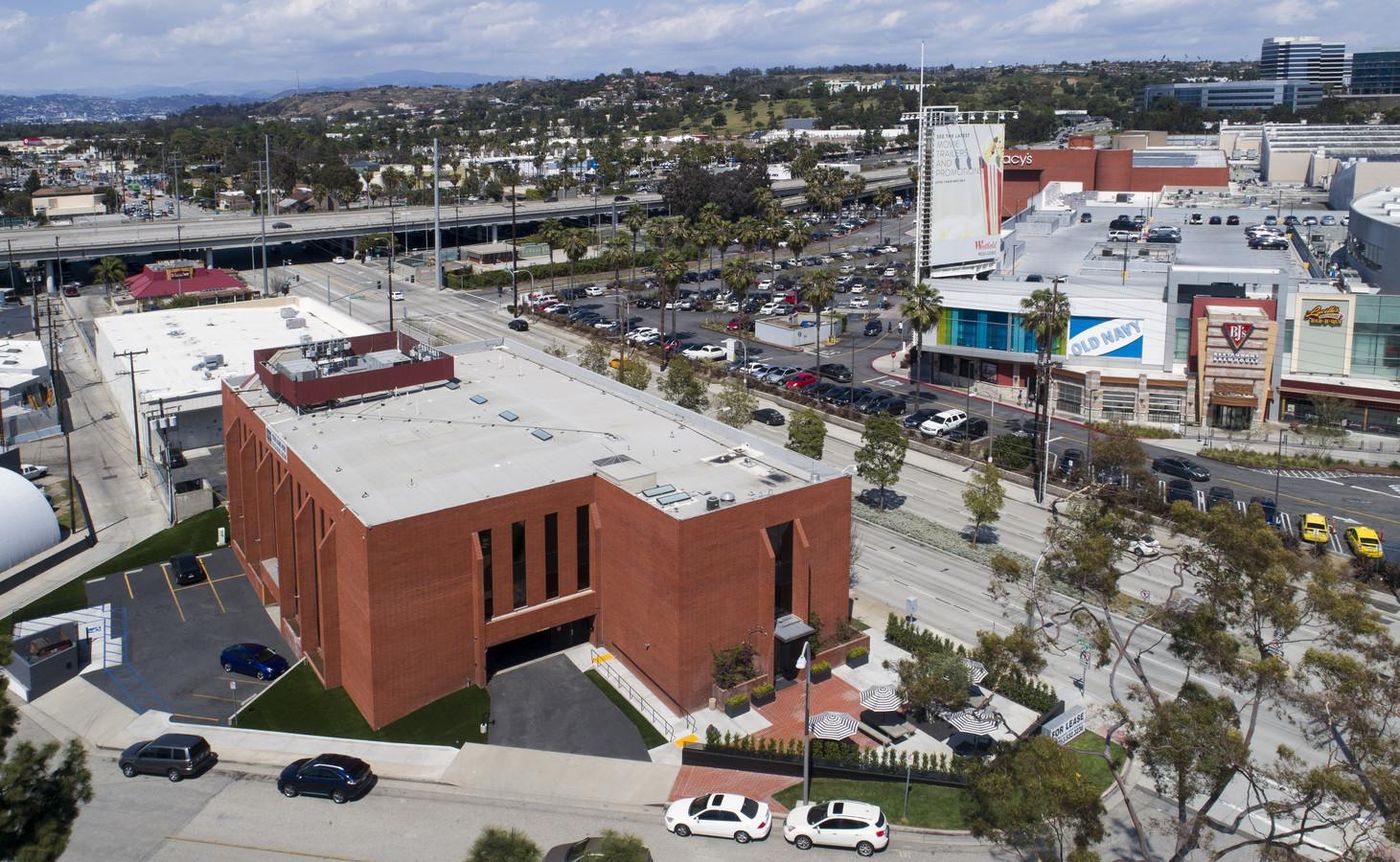 Office Property For Lease photo 4