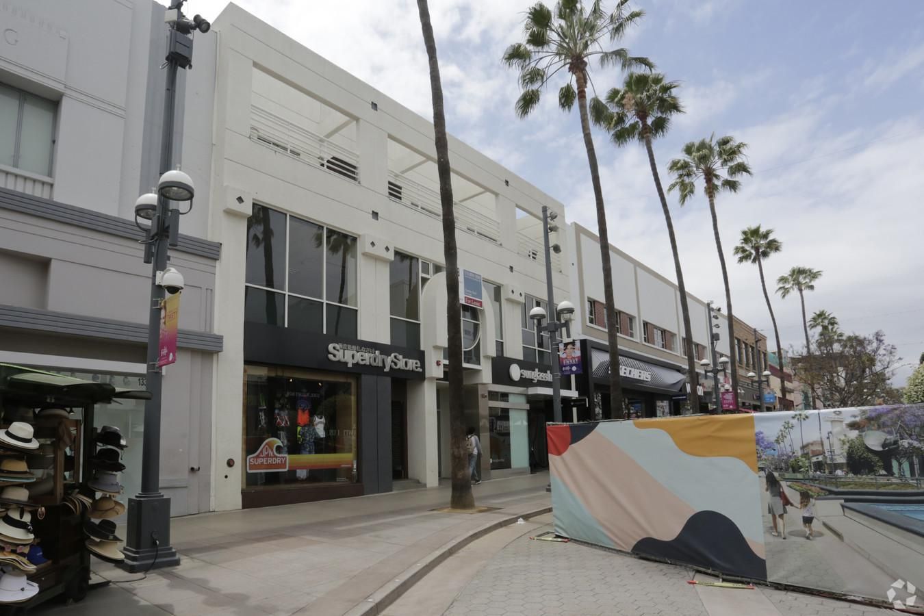 Third Street Promenade photo 1