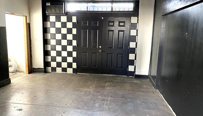 Warehouse Space for Rent at 1115 Venice Blvd Los Angeles, CA 90015 - #3