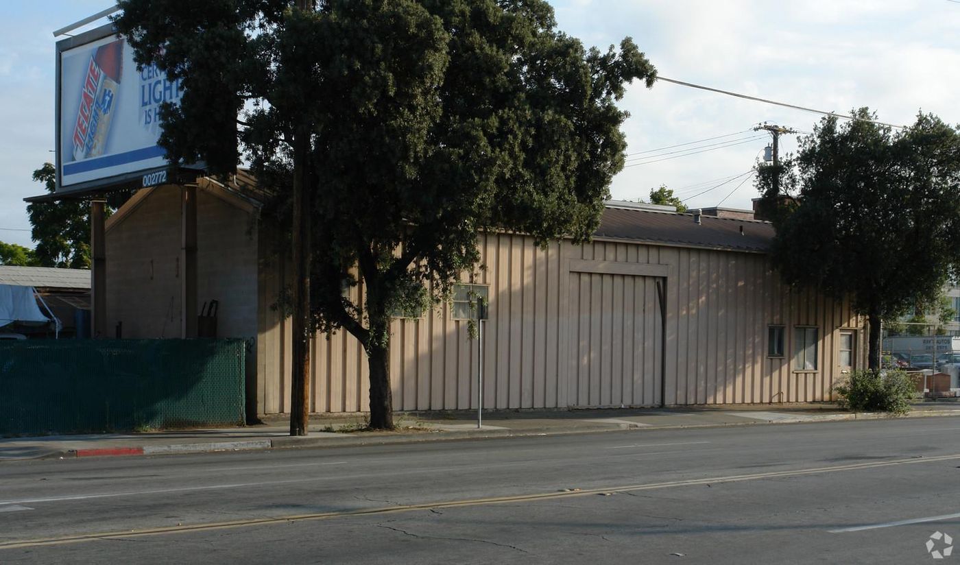 Industrial Property For Lease photo 2