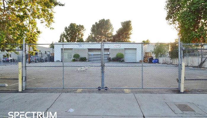 Warehouse Space for Rent at 6643 Valjean Ave Van Nuys, CA 91406 - #1