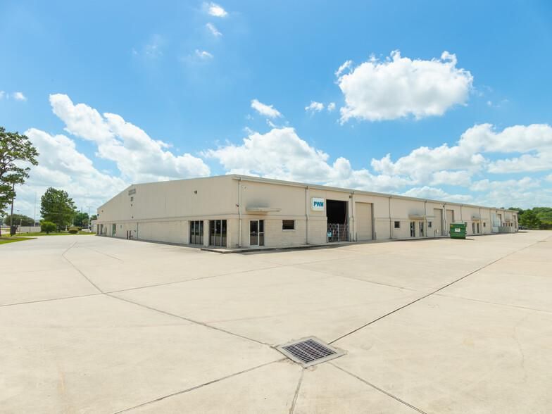 Building A Suite 15A 221 Barren Springs Dr photo 1