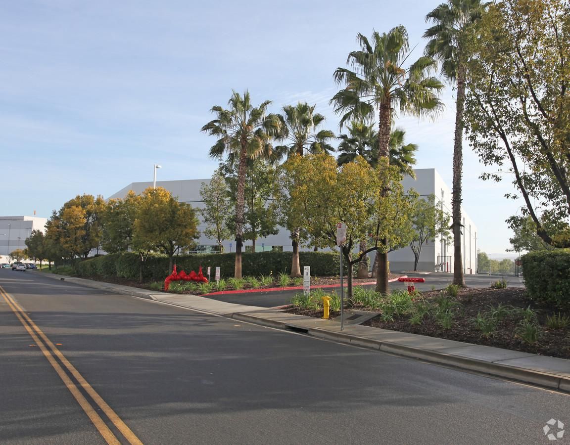 Industrial Property For Lease photo 3