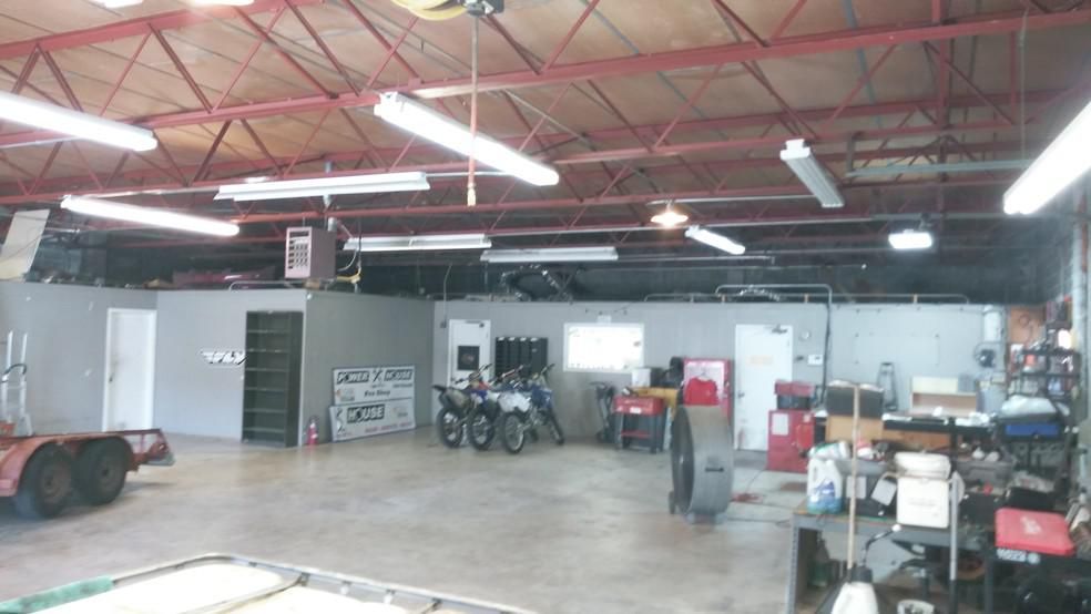 106 W Rhapsody Dr photo 4