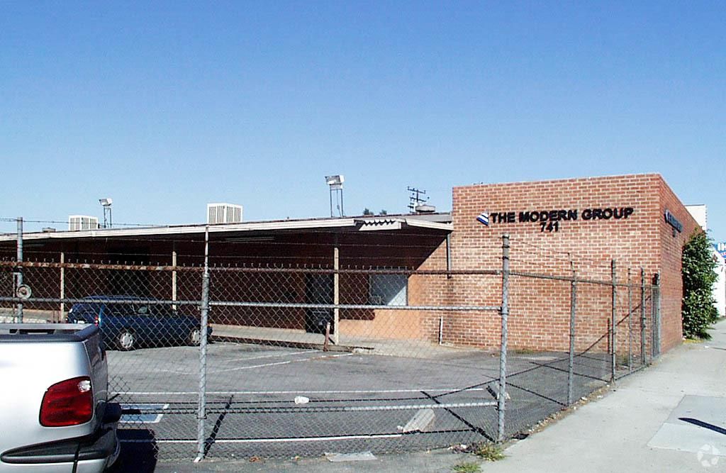 Industrial Property For Lease photo 2
