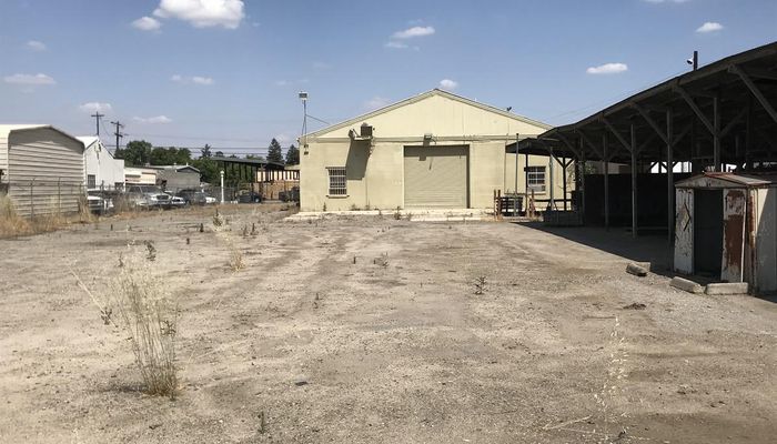 Warehouse Space for Sale at 1505 N Thesta St Fresno, CA 93703 - #28