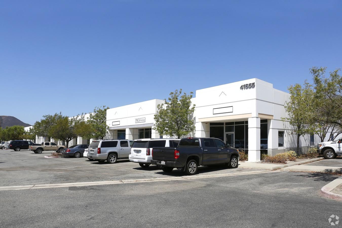 Multiple Spaces Property For Lease photo 1