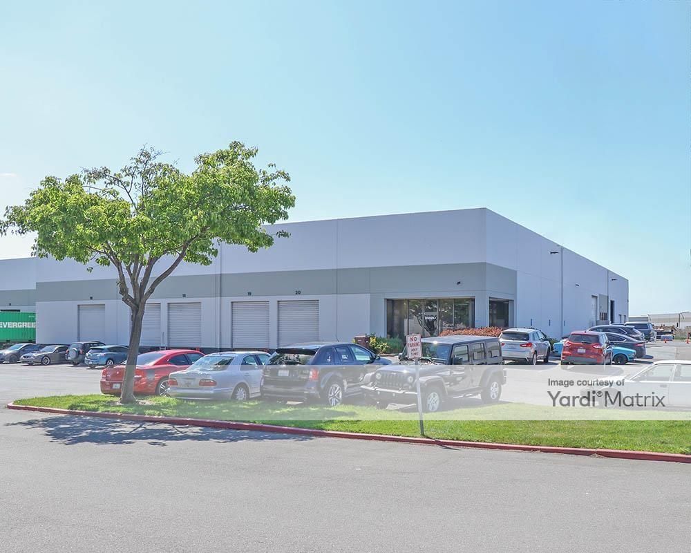 Hayward Commerce Park photo 4