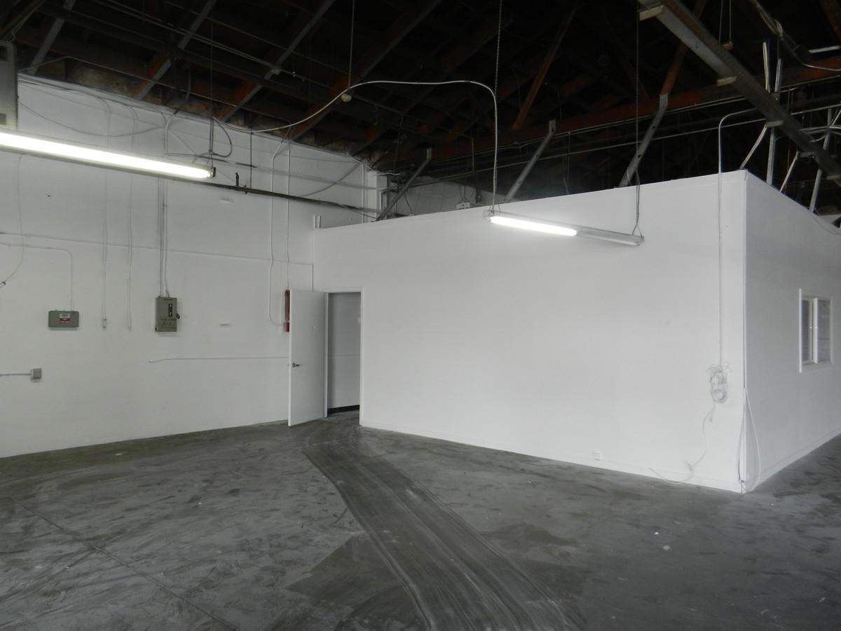 Industrial Property For Lease photo 4