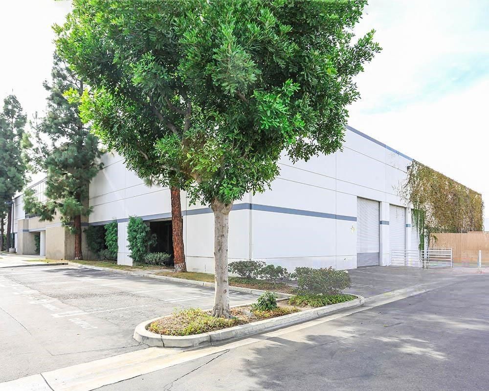 1610 E. Orangethorpe Ave. photo 4