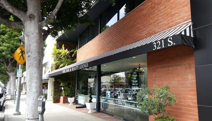 Office Space for Rent at 321-325 S Robertson Blvd Beverly Hills, CA 90211 - #2