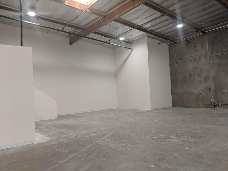 Ratner Industrial Park 511 5th St photo 2