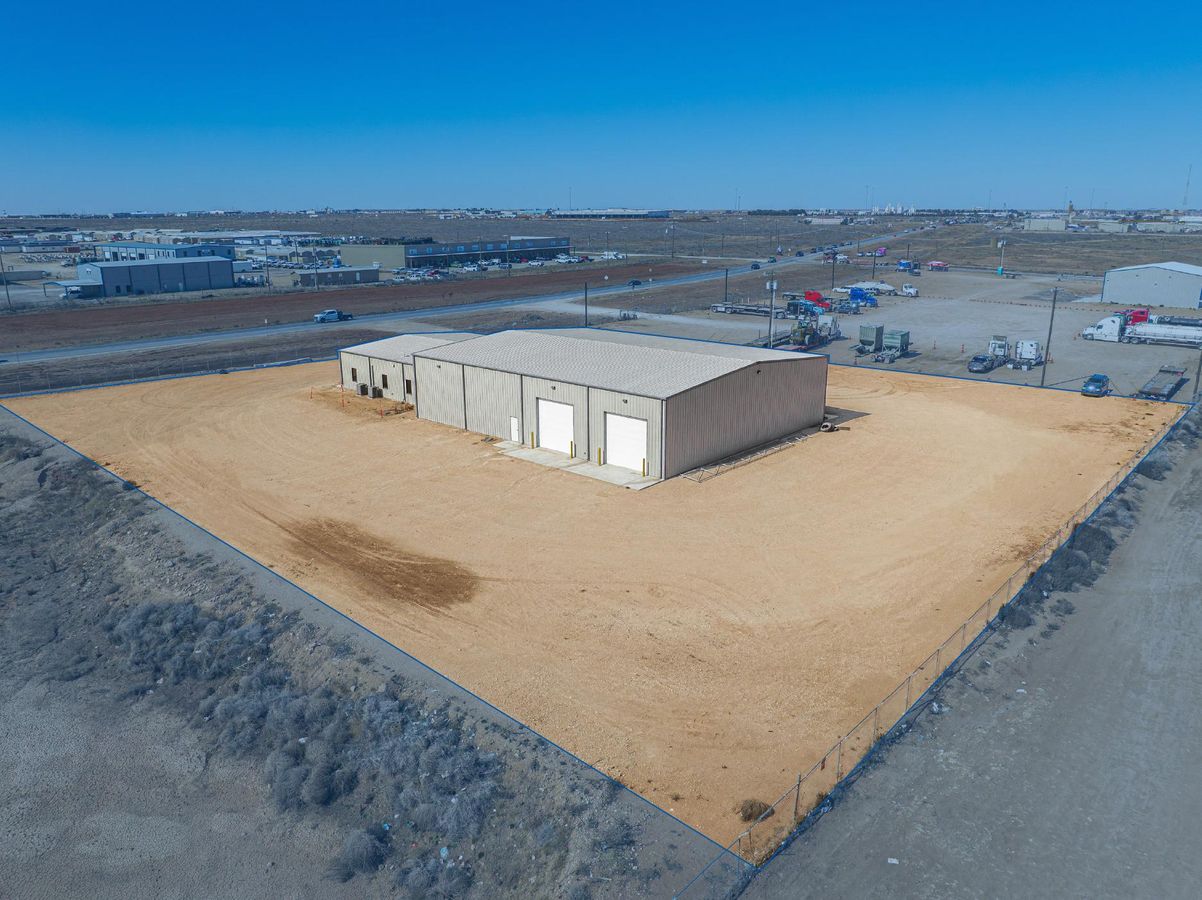 New Build 11,600 SF Office/Warehouse photo 3