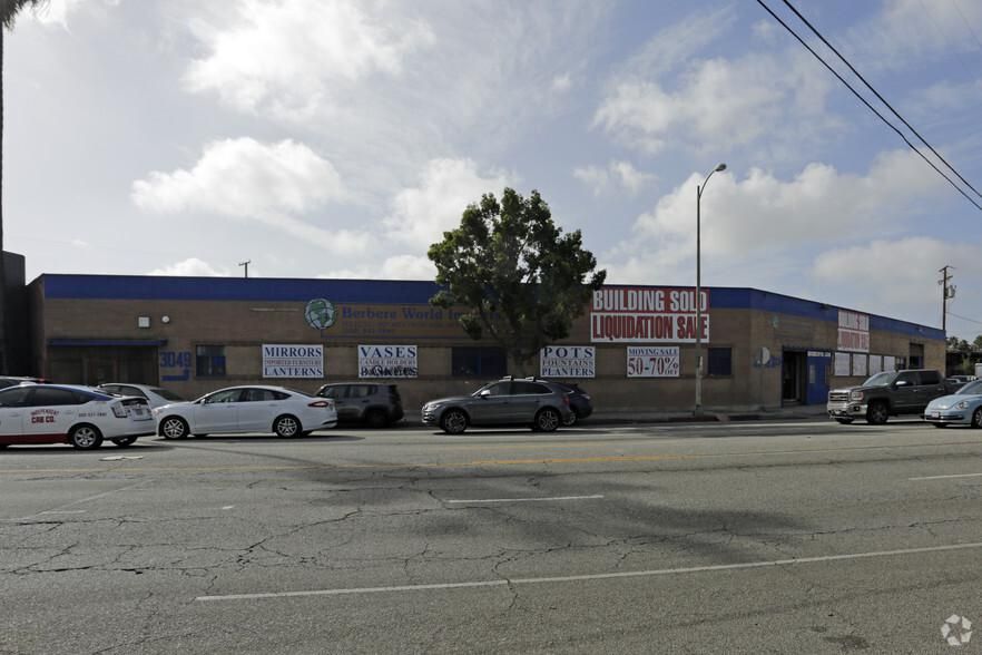 3049-3051 La Cienega Blvd photo 3