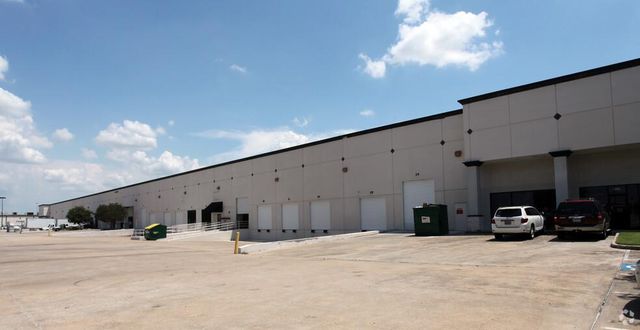 Willowbrook Distribution Center VII 9305-9335 Millsview Rd