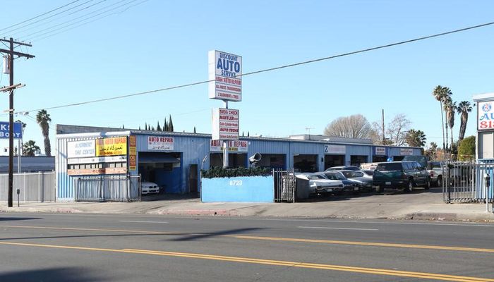 Warehouse Space for Rent at 6723 Reseda Blvd Reseda, CA 91335 - #8