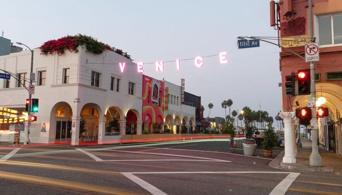 Office Space for Rent at 66 1/2 Windward Ave Venice, CA 90291 - #1