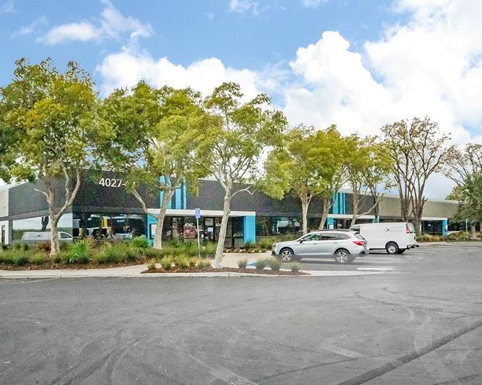 Clipper Court Commerce Center - Buildings 6 & 7