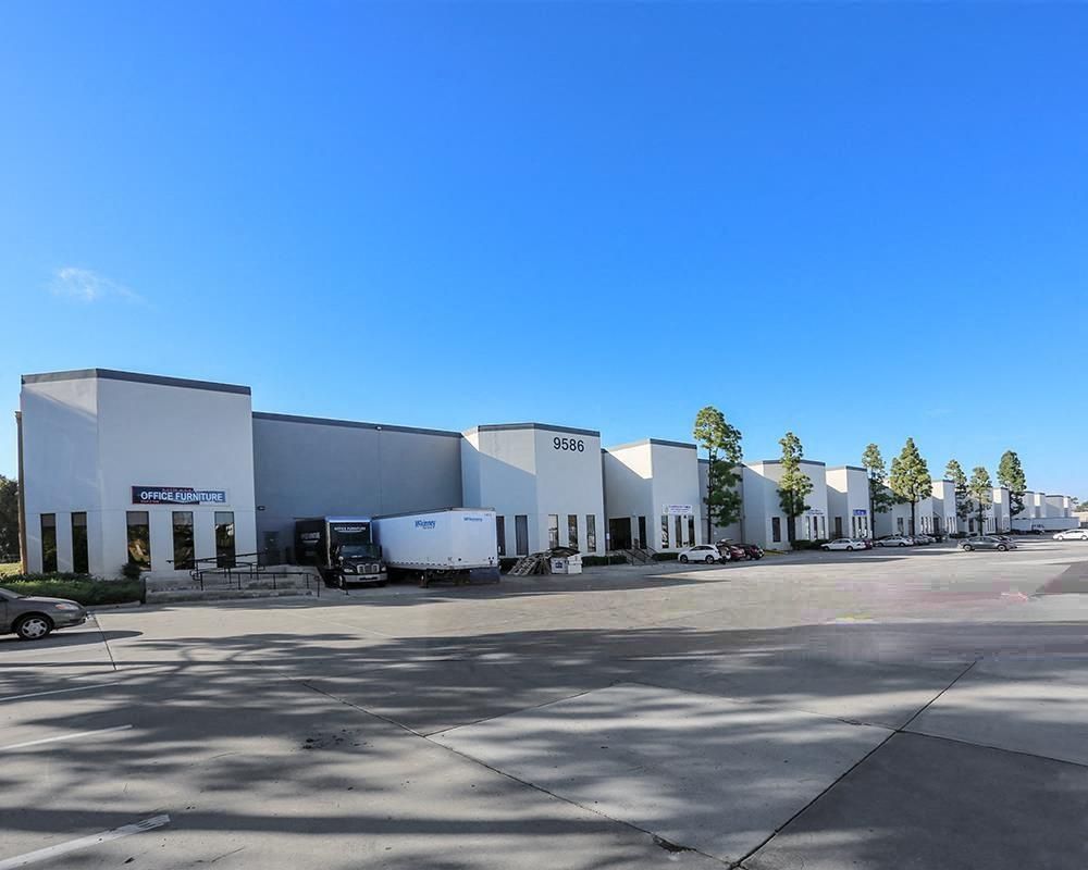 9586 Distribution Avenue photo 1