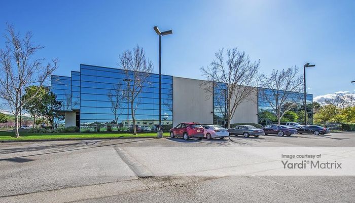 Warehouse Space for Rent at 5521 Hellyer Ave San Jose, CA 95112 - #4