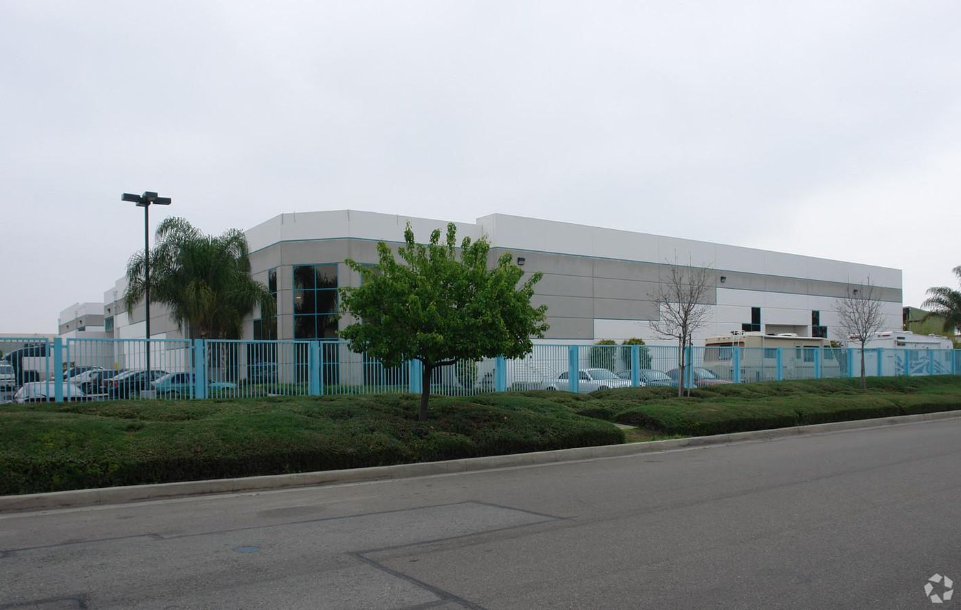 Industrial Property For Lease photo 1