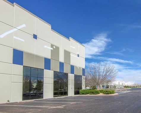 Majestic Commercenter - Building 22