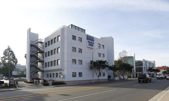 Office Space for Rent located at 2428 Santa Monica Blvd Santa Monica, CA 90404