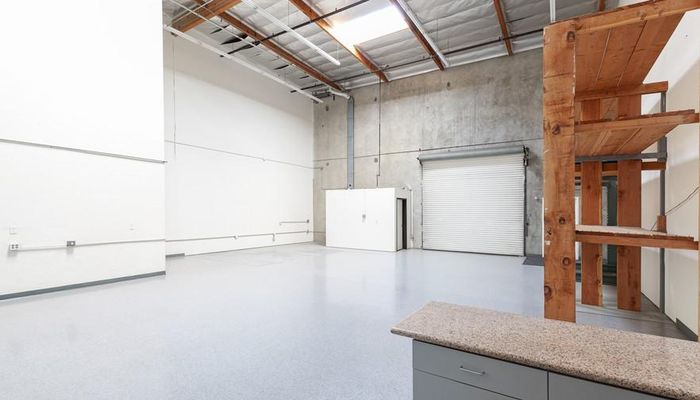 Warehouse Space for Rent at 9540 Waples St San Diego, CA 92121 - #2