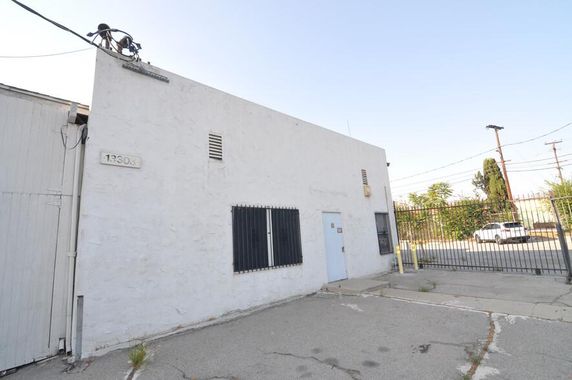 13303 Louvre St