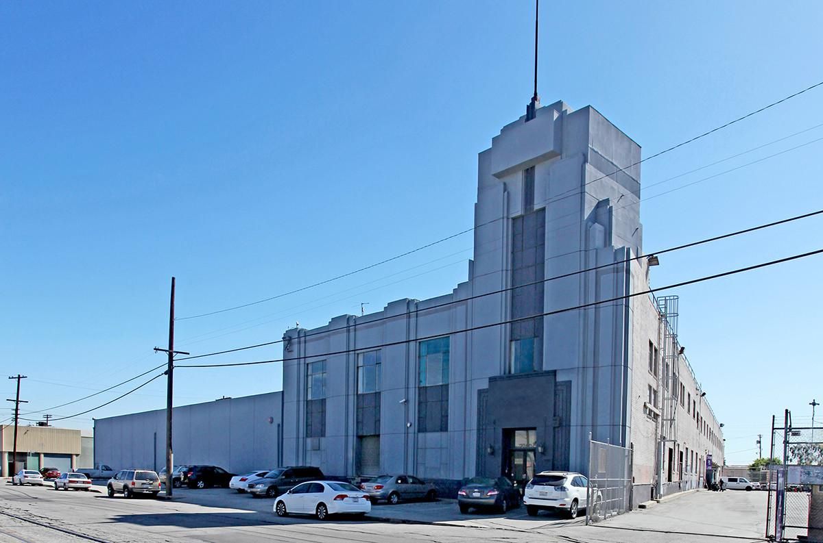 2264 E 15th Street photo 1