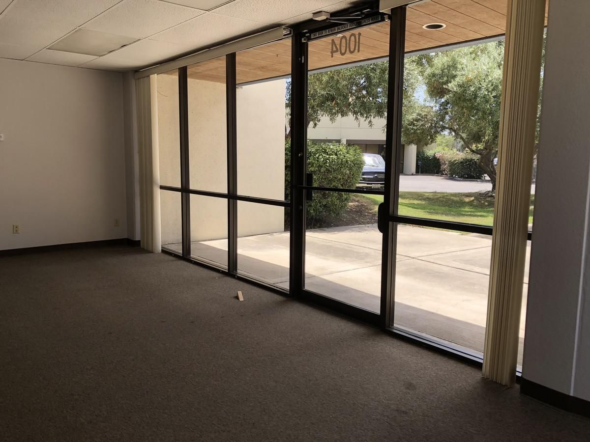 Flex Property For Lease photo 3