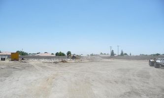 Warehouse Space for Rent located at 6301 Seven Seas Ave Bakersfield, CA 93308