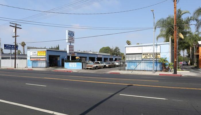 Warehouse Space for Rent at 6723 Reseda Blvd Reseda, CA 91335 - #4